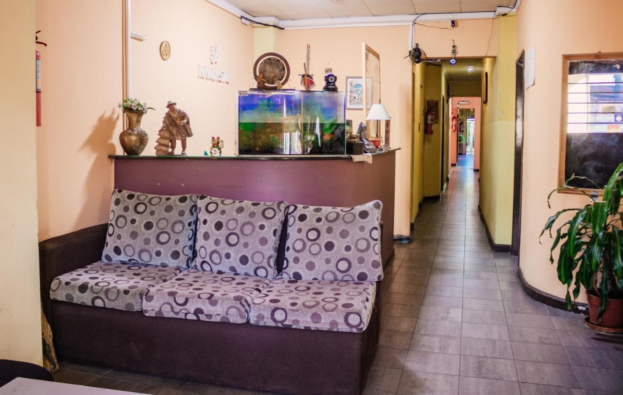 Hostal Namaste Salta Exterior photo